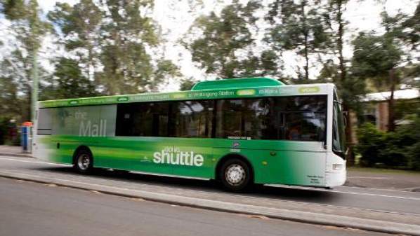 A Gong Shuttle bus on Northfields Avenue.