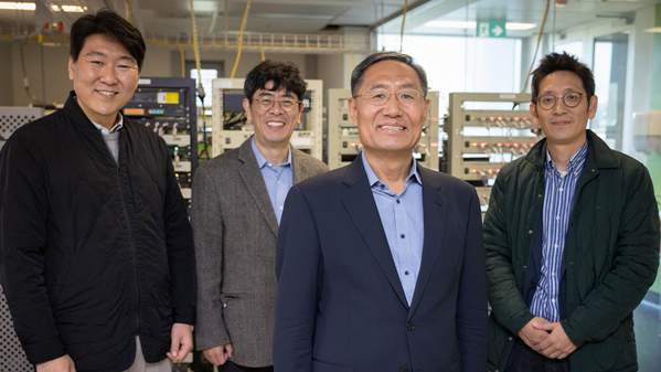 Professor Min-Sik Park, Professor Hansu Kim, Distinguished Professor Yang-Kook Sun, Professor Jung Ho Kim