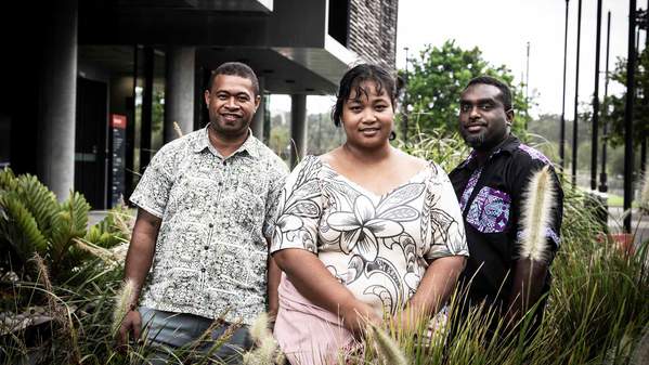 Watisoni Lalavanua from the Pacific Community’s (SPC) Coastal Fisheries Program ,Pita Neihapi, a fisheries officer and country team leader from Vanuatu, at the