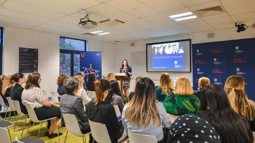 Lucy mentoring group seminar