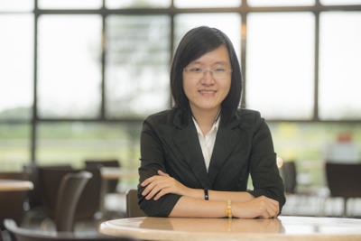 UOW Business Students win Pearsons Achievement Awards