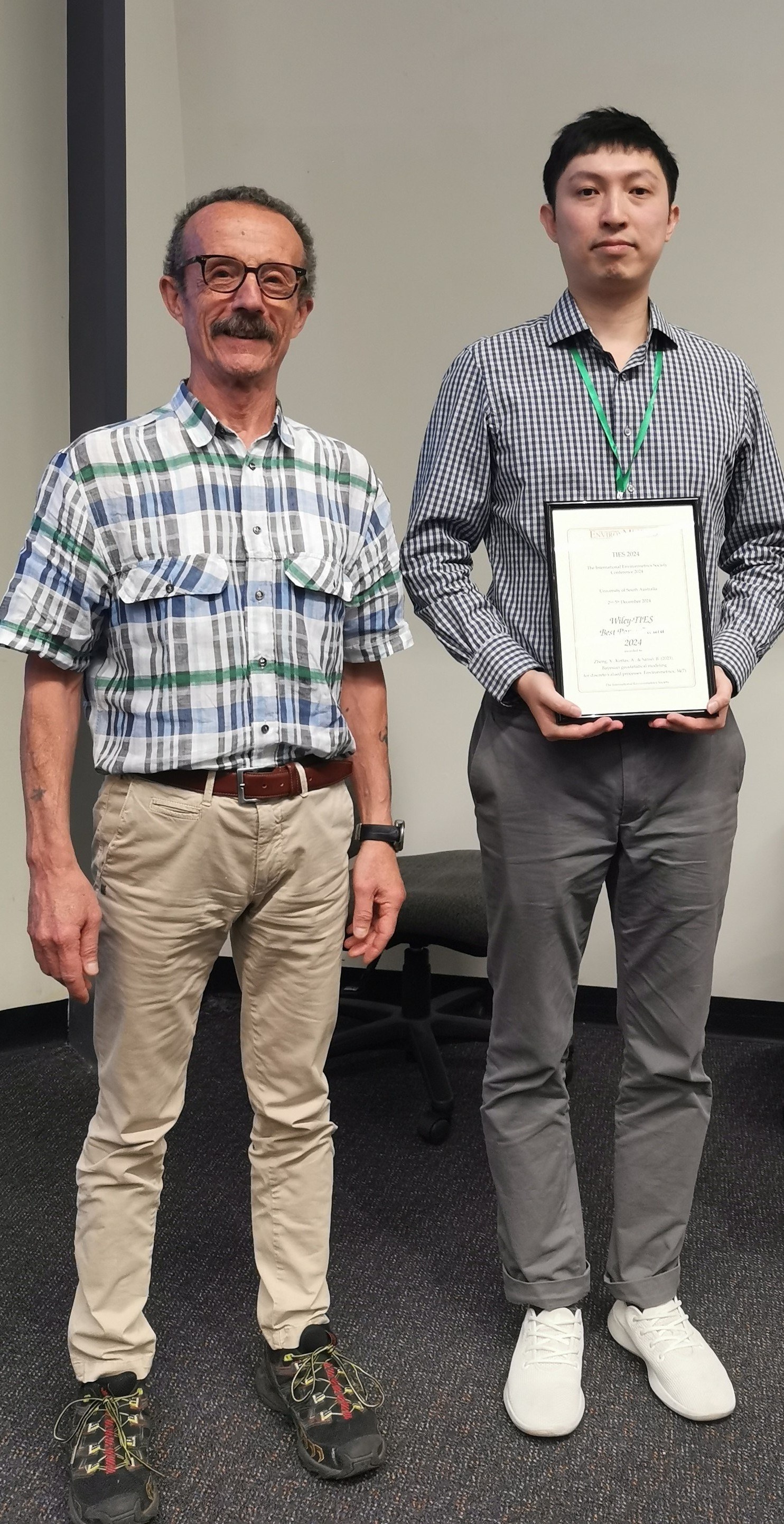 Xiaotian Zheng (with co-authors) wins the Wiley-TIES Best Paper Award in Environmetrics (2023)