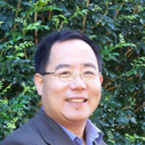 Huijun Li bio