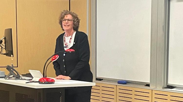 Dana Bergstrom presenting at the 2023 Allan Sefton Lecture
