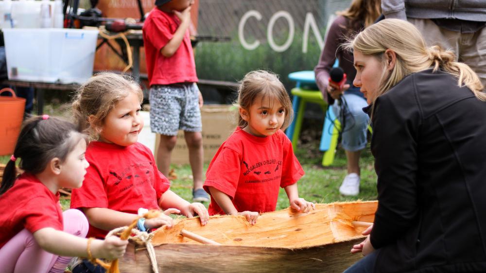 Children ark-canoe