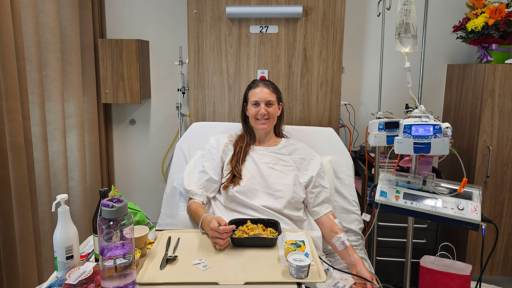Donna Tonkin of ýapp Shoalhaven in a hospital bed