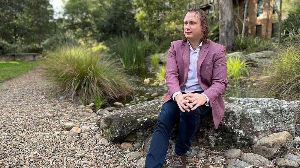 Dr Jonathon Mackay