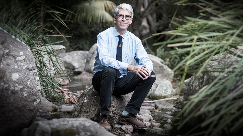 Honorary Senior Professor Colin V. Murray-Wallace