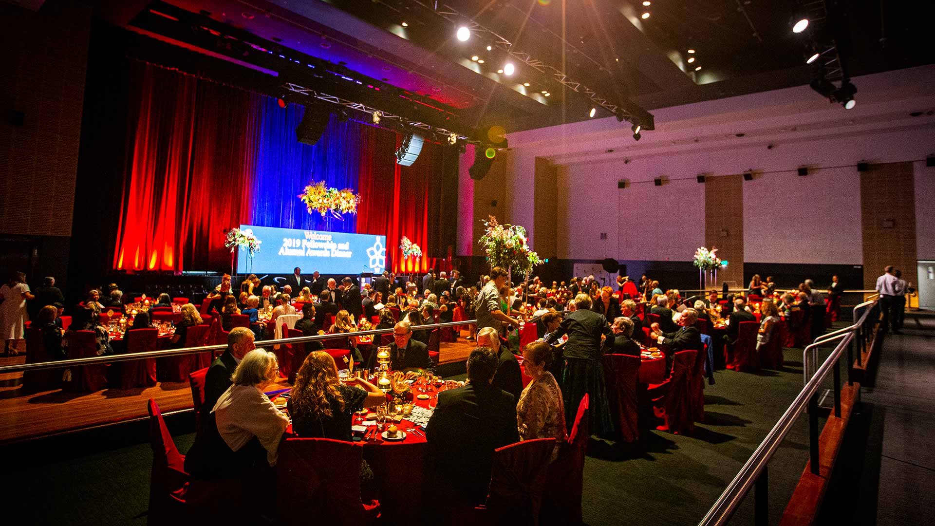 2019 Fellowship ALumni Award Dinner wide shot