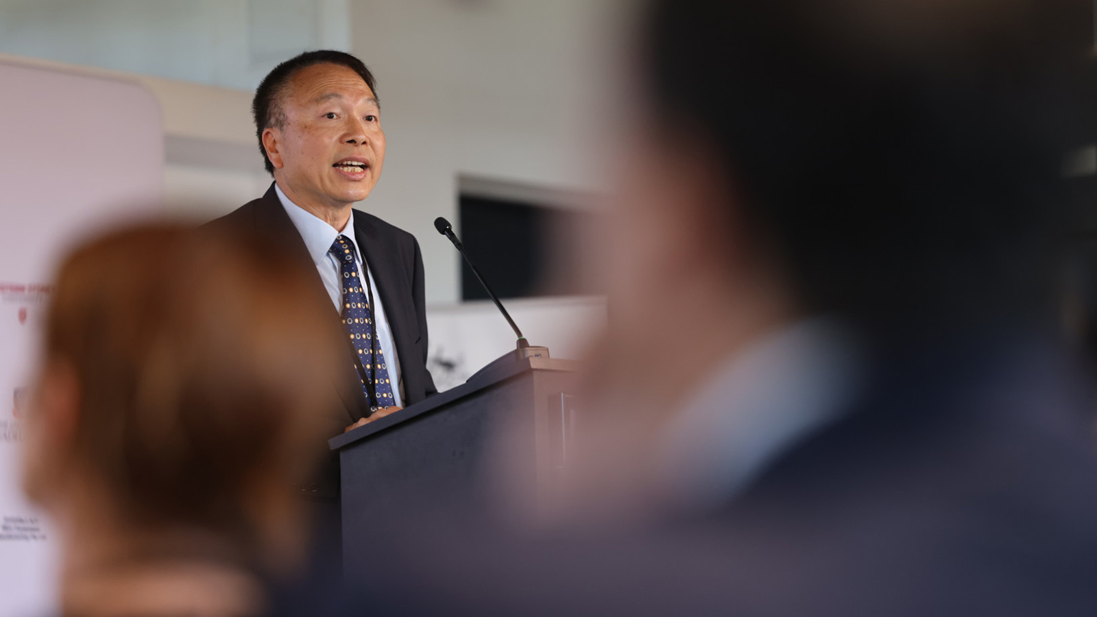 Distinguished Professor Zhengyi Jiang, from the ý of ý’s ARC Training Centre For Innovative Composites for the Future of Sustainable Mining Equipment