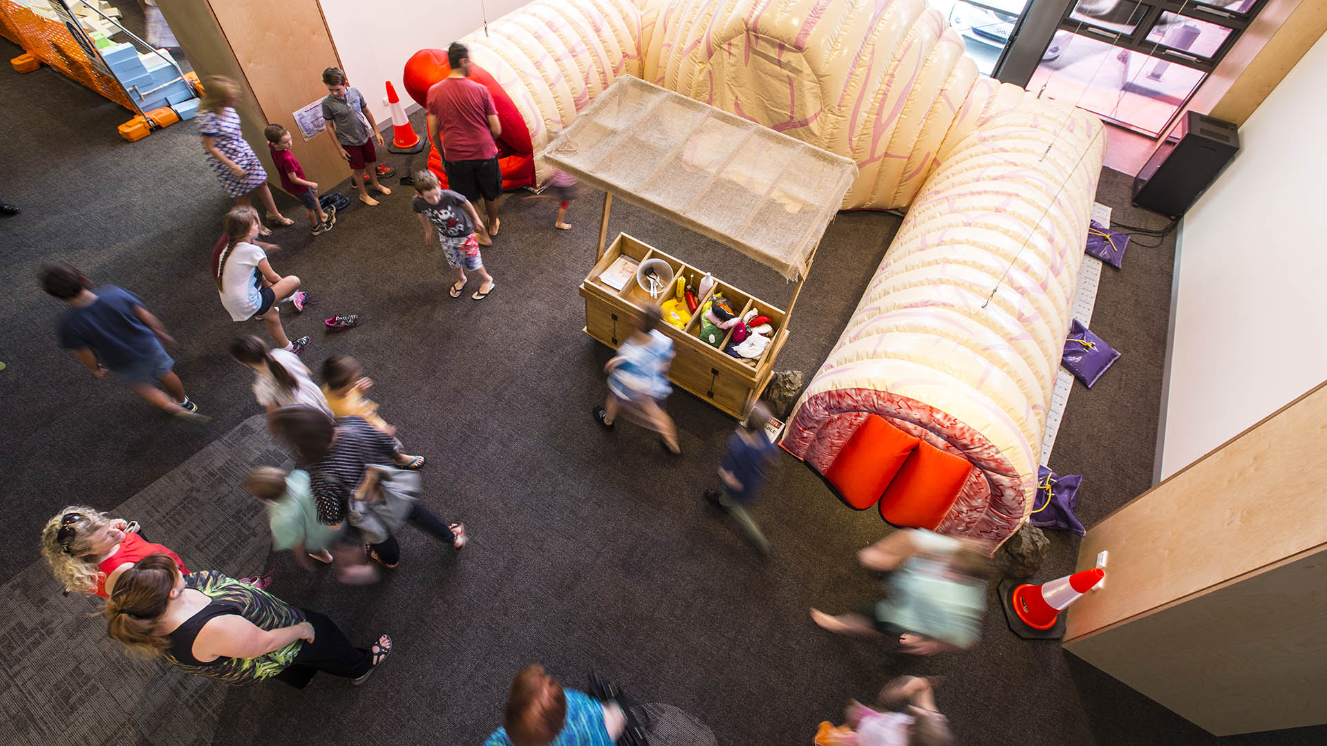 Children and carers in the Early Start Discovery Space