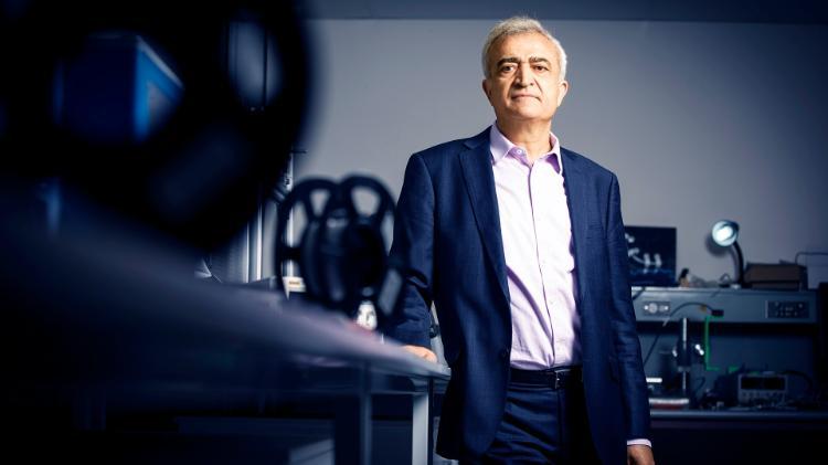 Faculty of Engineering and Information Sciences Executive Dean Senior Professor Gursel Alici