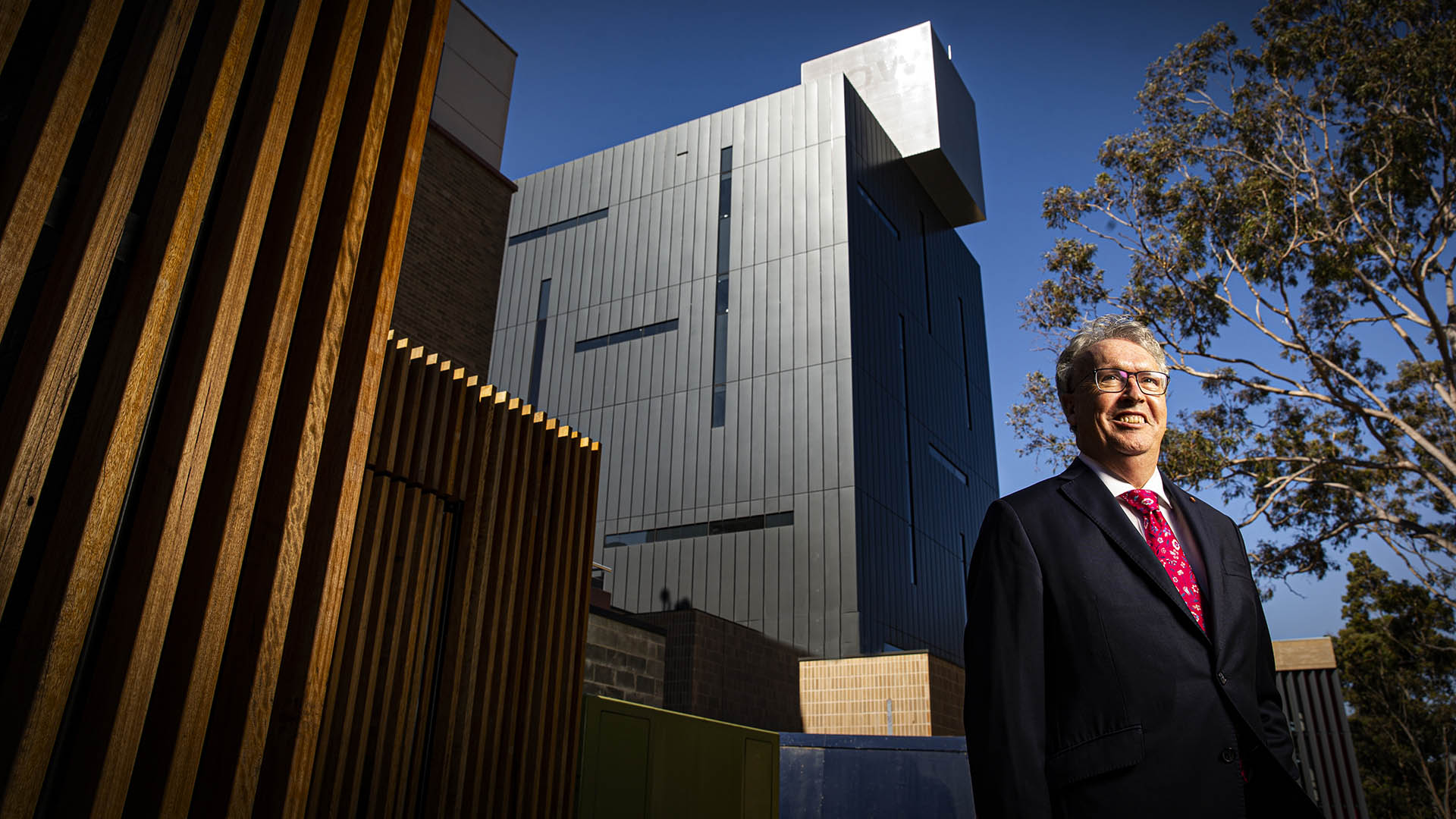 UOW Vice-Chancellor Professor Paul Wellings CBE 