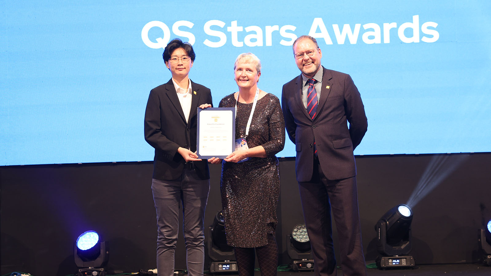 UOW Dean of Business Professor Grace McCarthy accepts UOW