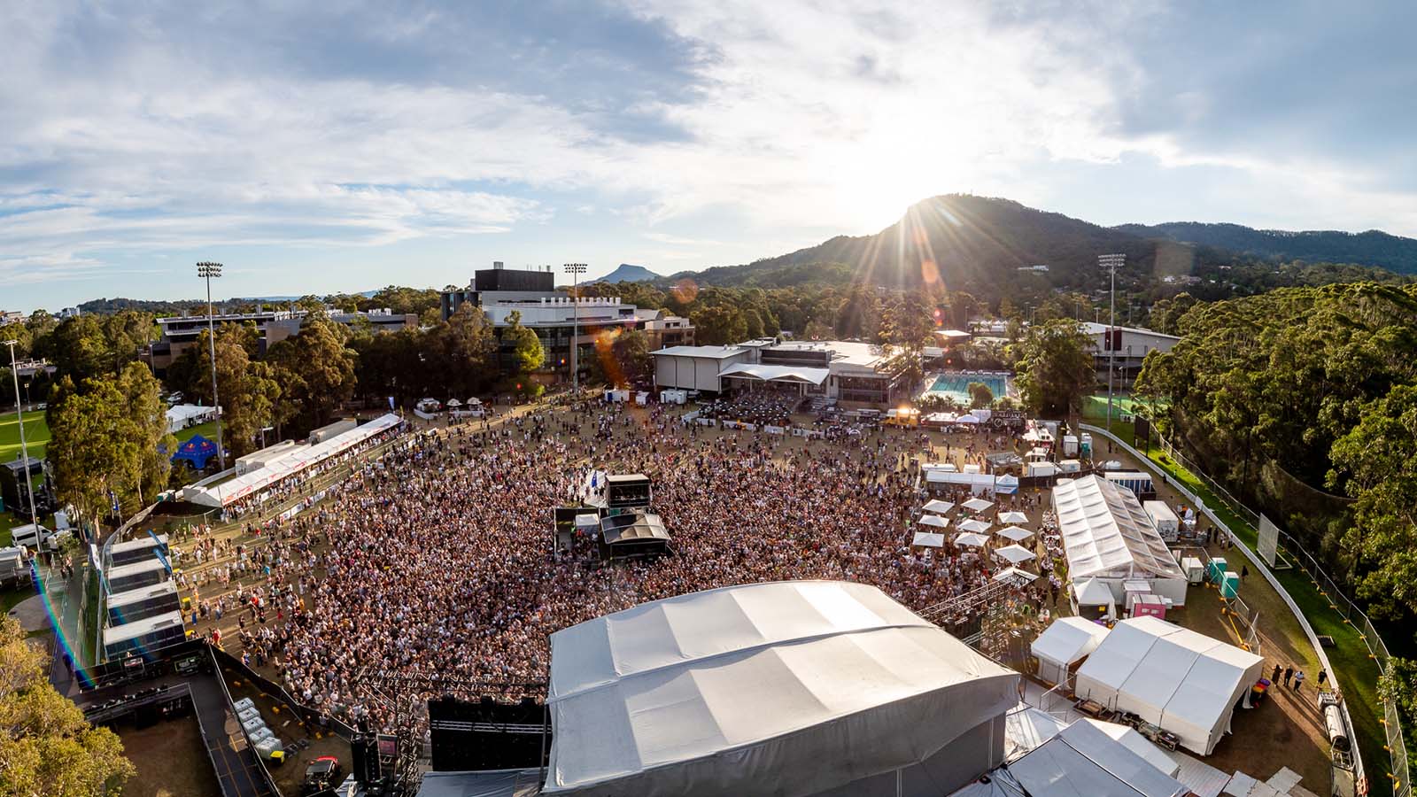 Aerial view of the crowd at Yours & Owls at UOW
