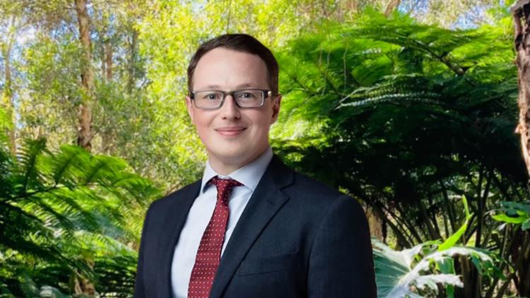 Professor Thomas Astell-Burt from UOW