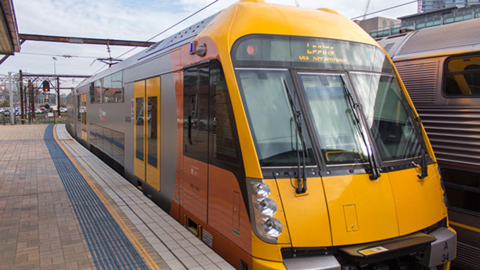 Photo: Sydney Trains A set (Waratah) departing Central Station by Bidgee. CC BY-SA 3.0 au via Wikimedia Commons