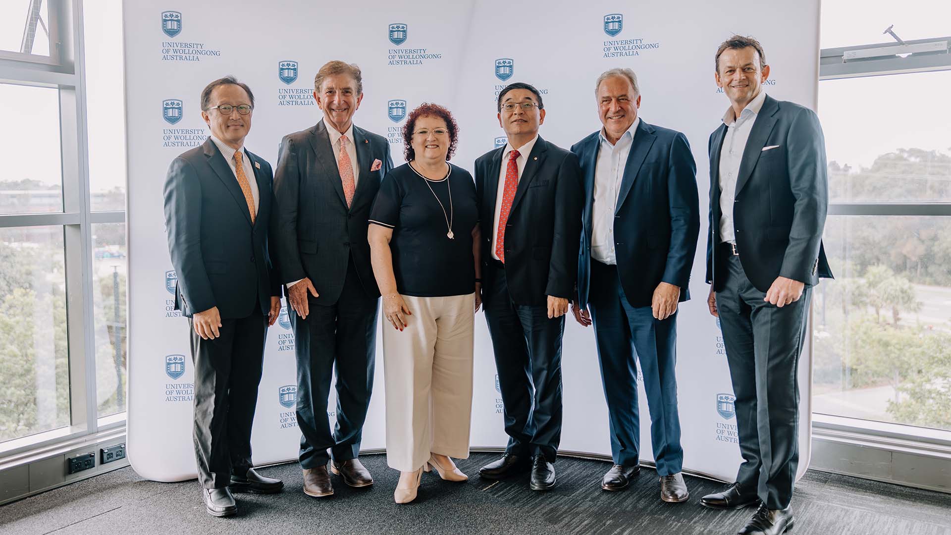 Dr Youngsuk Chi, John Green, Tania Brown, Max Lu, Greg West and  Adam Gilchrist